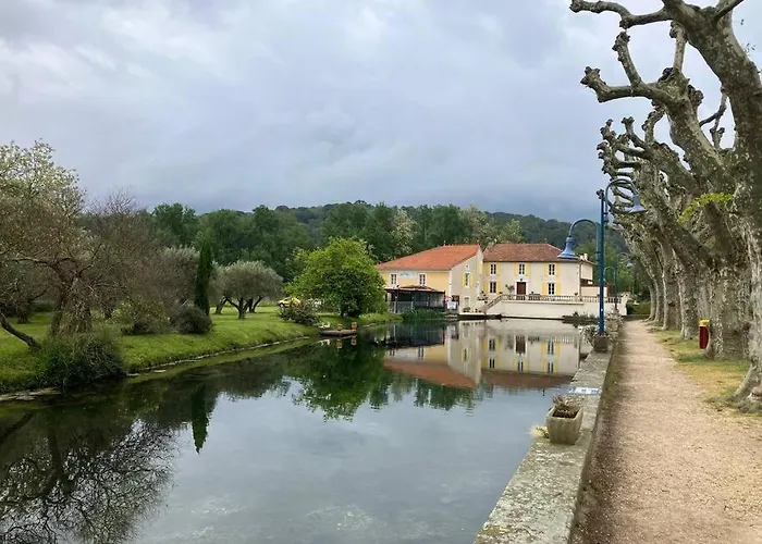 Villa Magnifique Mas Provençal Avec Piscine Au Centre De Goudargues