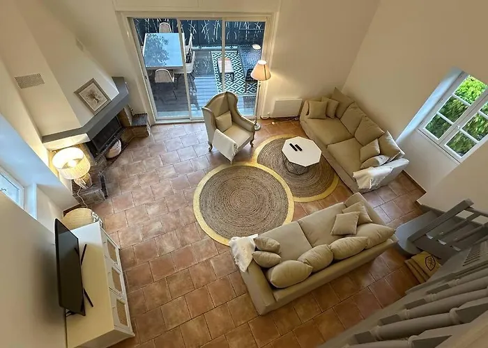 Villa Magnifique Mas Provençal Avec Piscine Au Centre De Goudargues