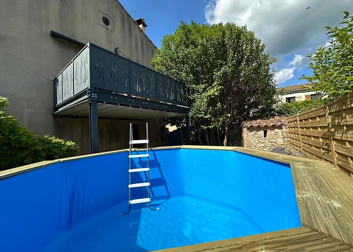 Magnifique Mas Provençal Avec Piscine Au Centre De * Goudargues